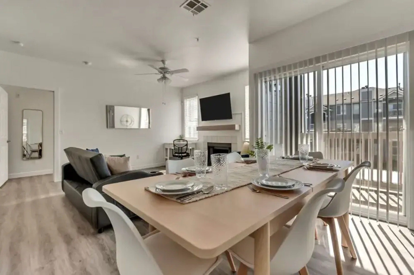 Remodeled Apt Pool Gym - Near Hill AFB Lagoon