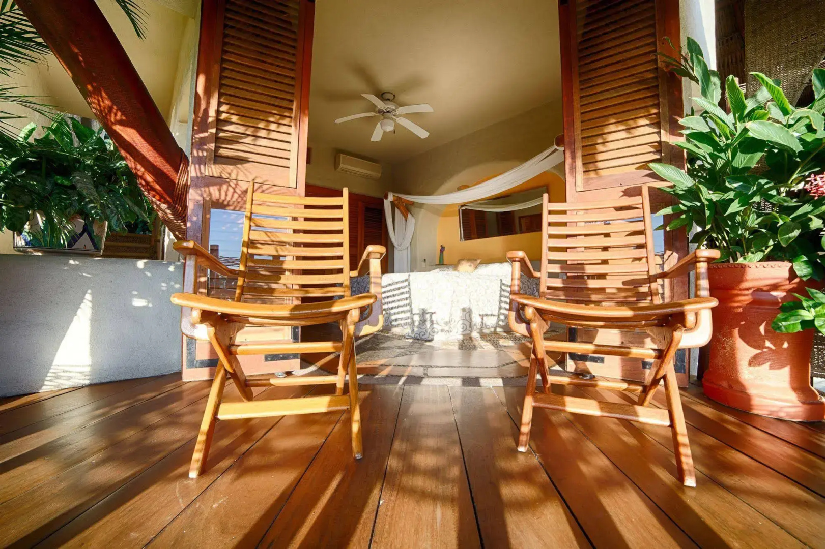 La Villa Luz Adults Only