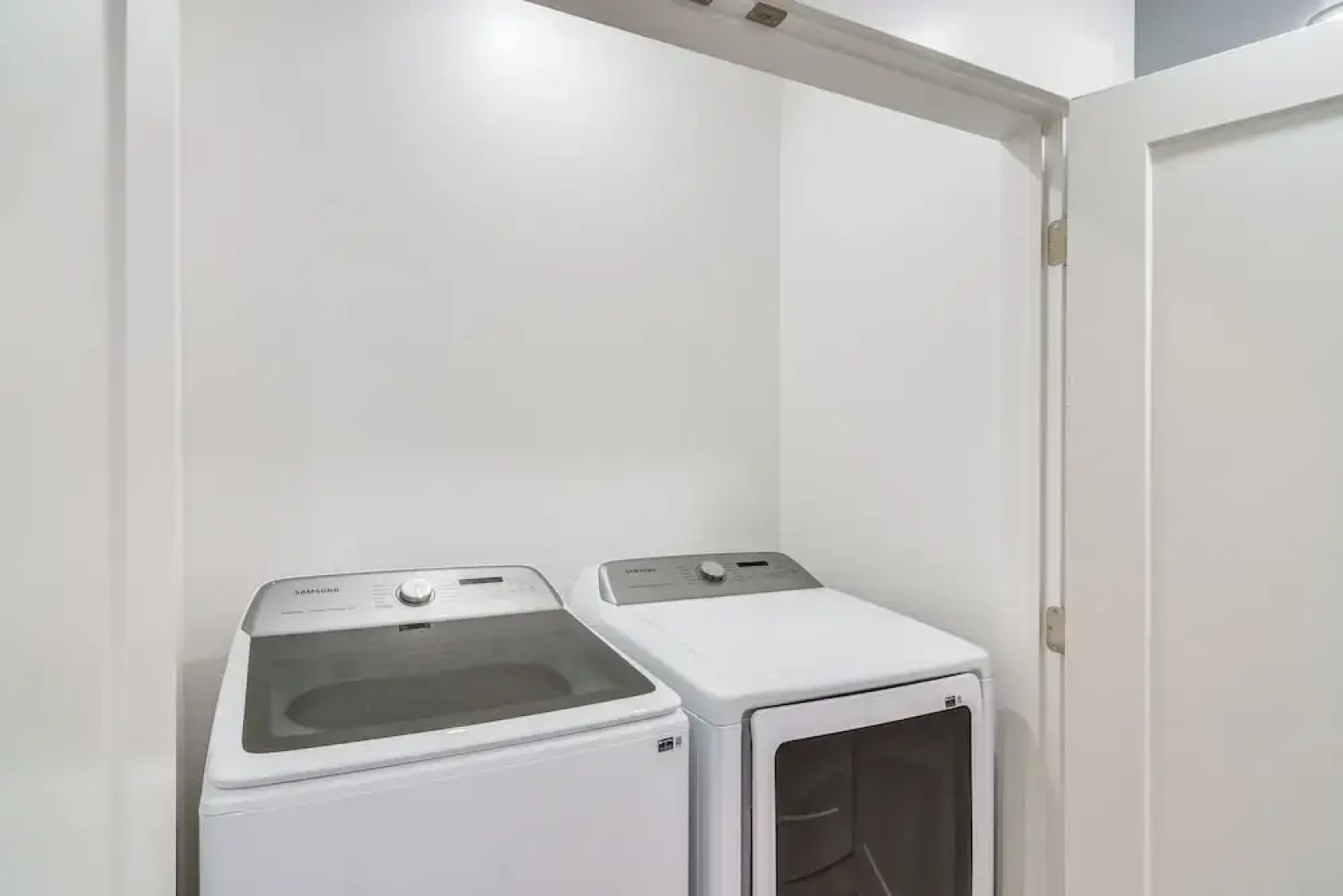 3 Mi to Lake Dillon: Condo Near Shops & Eats!