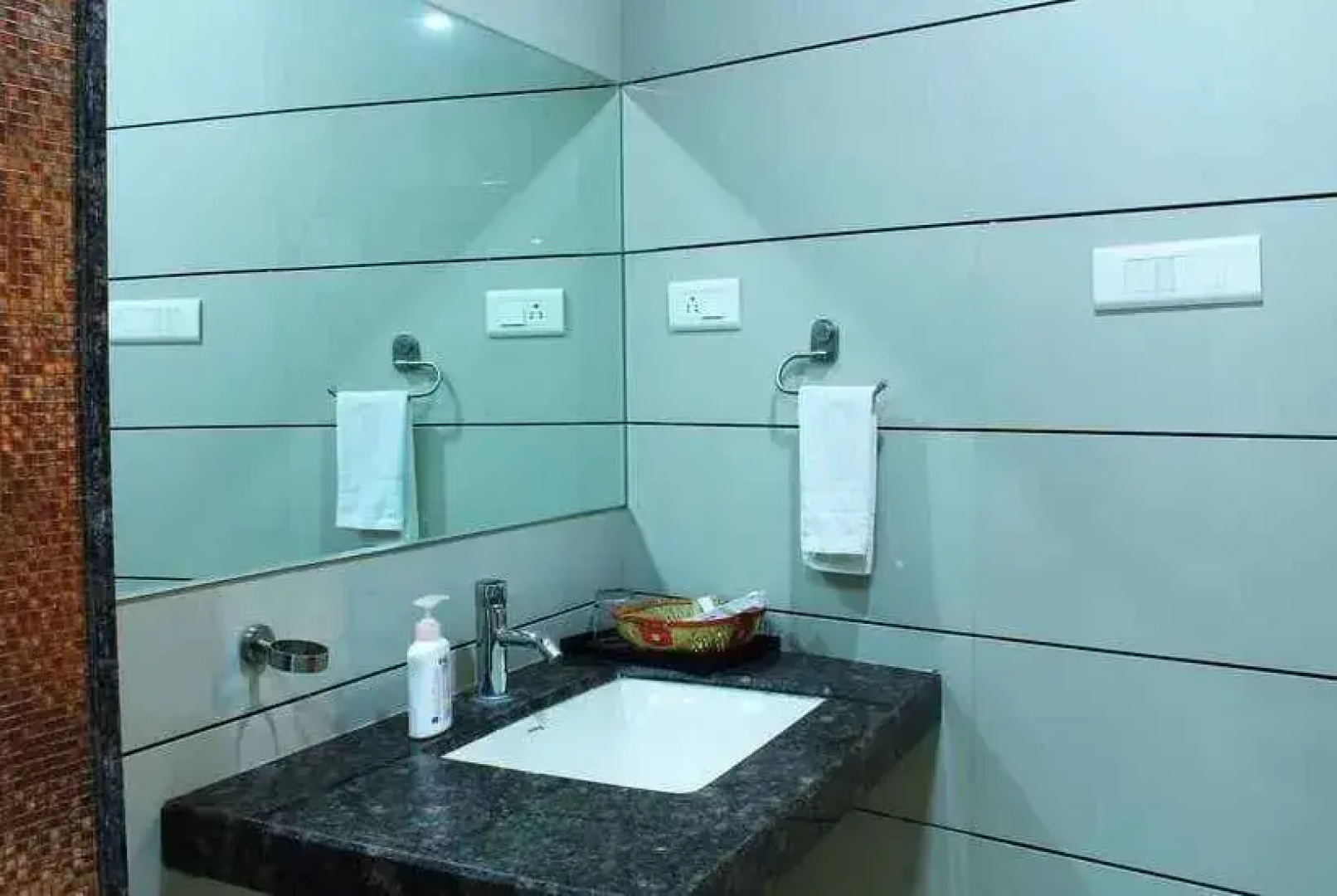 Hotel Data Inn