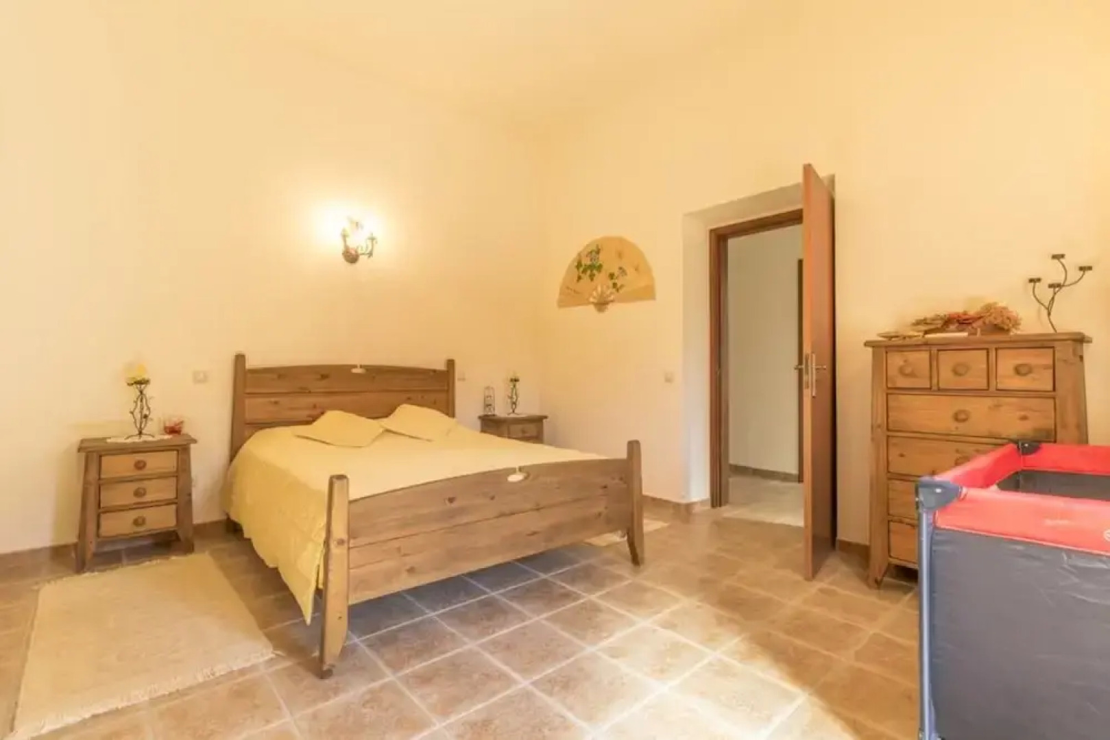 Villa - 7 Bedrooms with Pool and WiFi - 107981