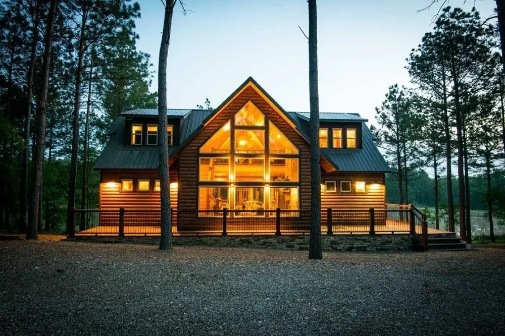 Stars On The Water Lodge - 4 Br Cabin