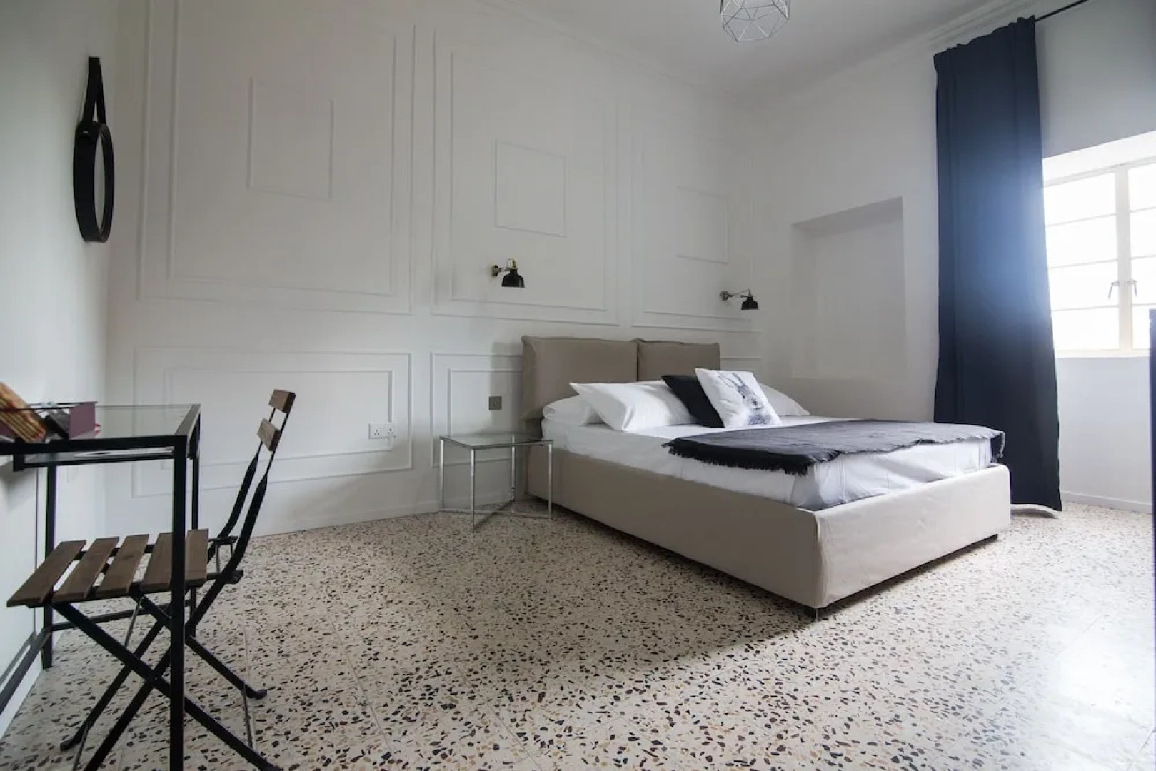 The Burrow City Rooms (Homestay)