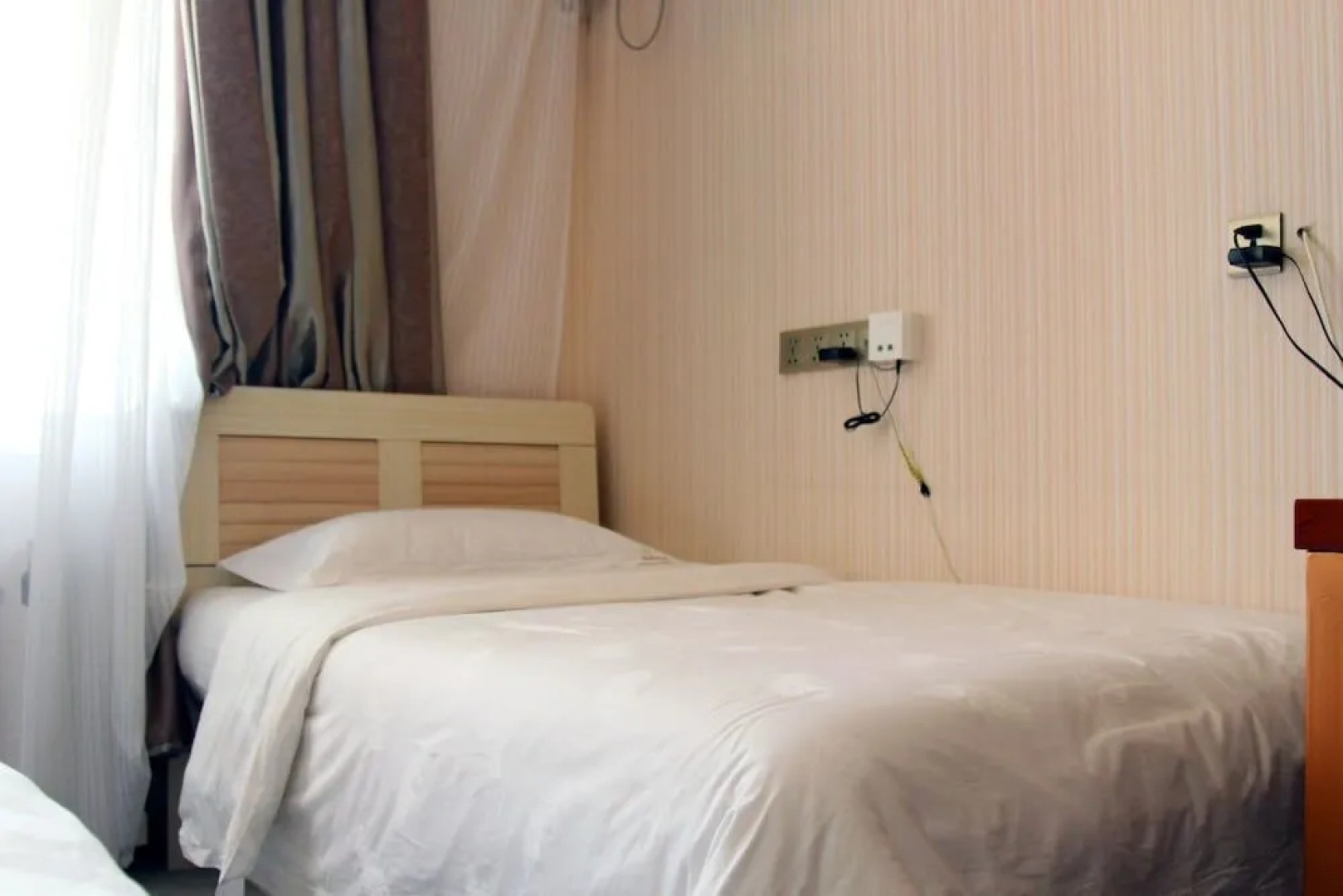 Gem Prairie (Jia Sheng) Hotel