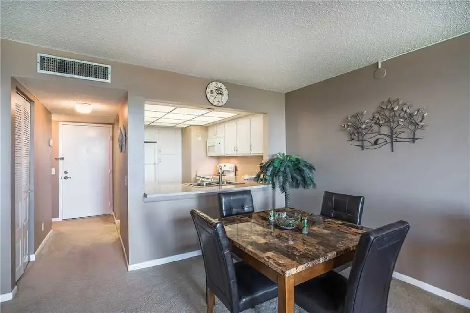 Palma Del Mar D601 - One Bedroom Condo