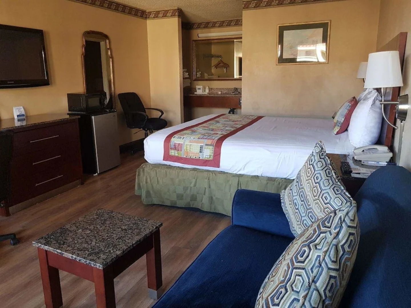 Travelodge Costa Mesa - Newport Beach Hacienda