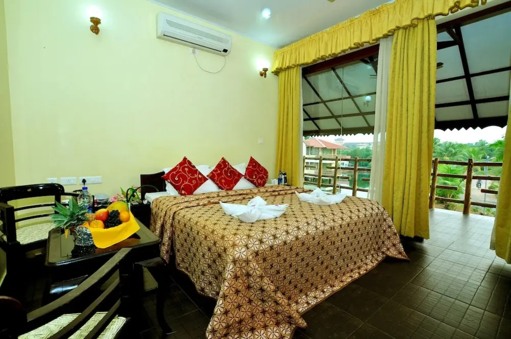 Kalathil Lake Resort