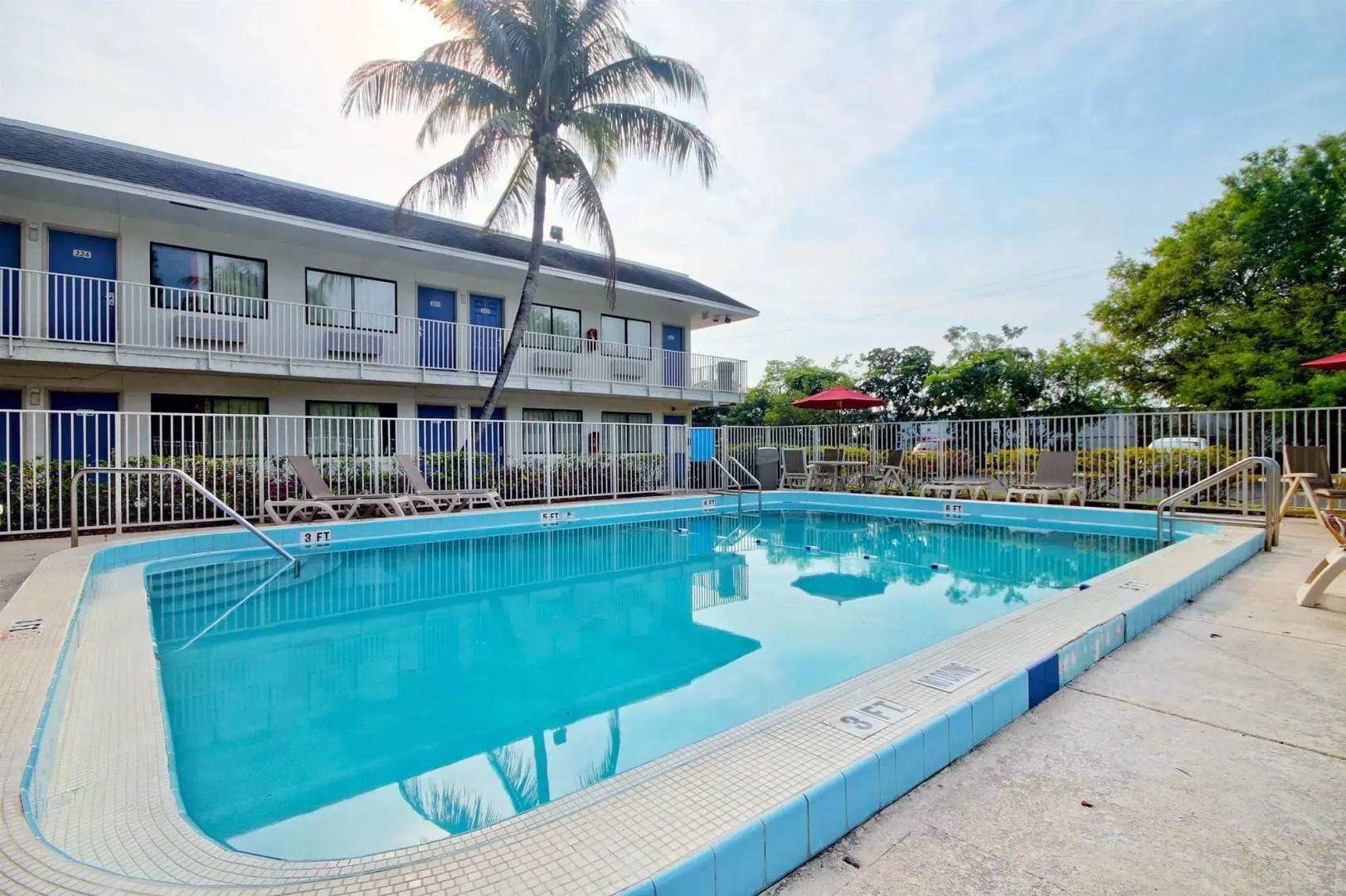 Motel 6 Pompano Beach
