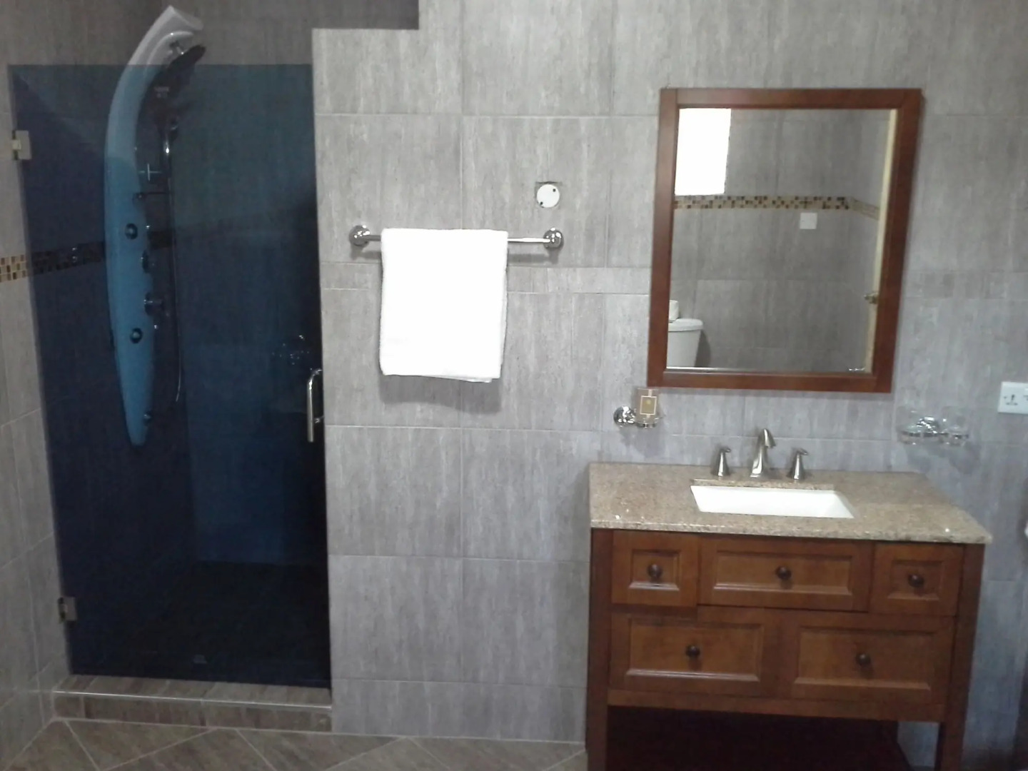 Tropical Enclave Hotel