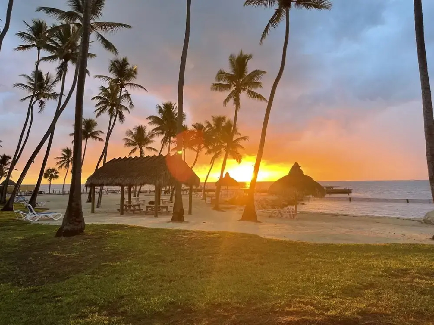 Breezy Palms Resort