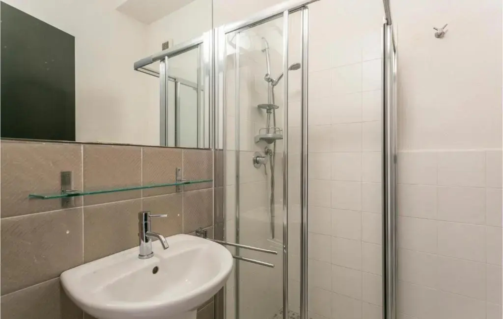 Stunning Home in Ragusa With 6 Bedrooms, Private Swimming Pool and Outdoor Swimming Pool