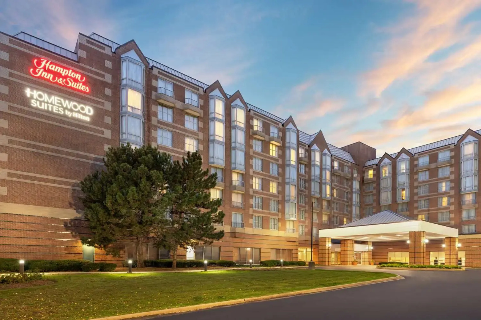 Hampton Inn & Suites by Hilton Downers Grove Chicago