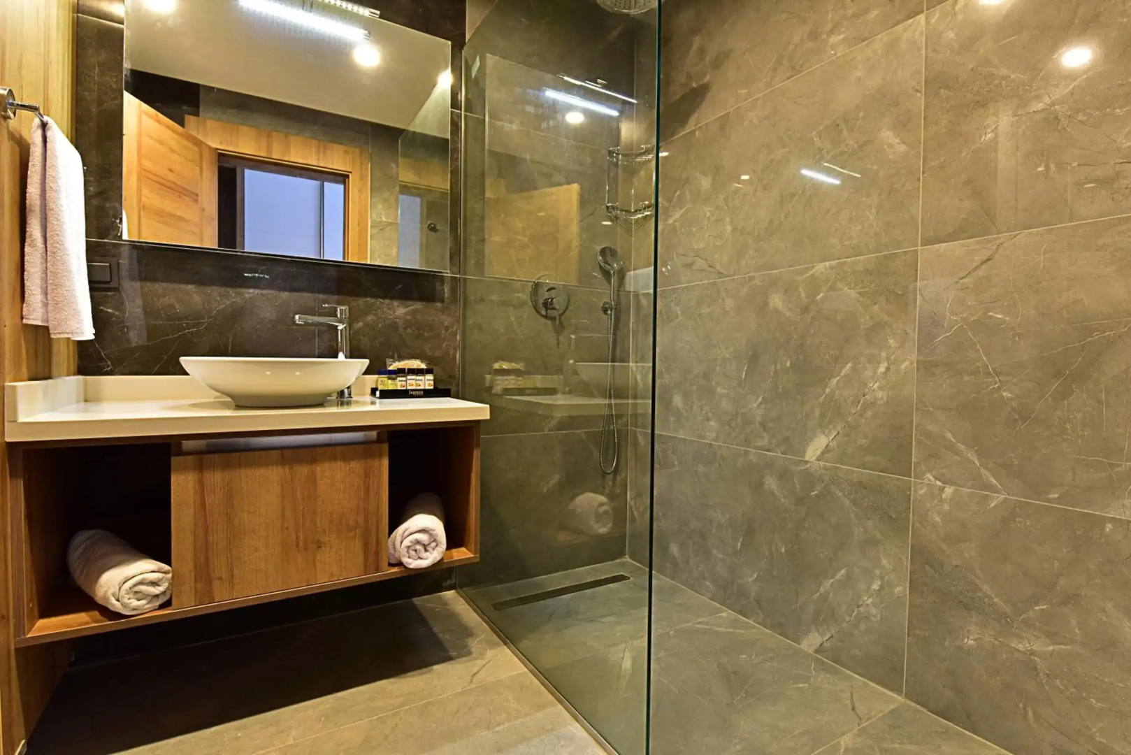 Jasmin Elite Residence & SPA