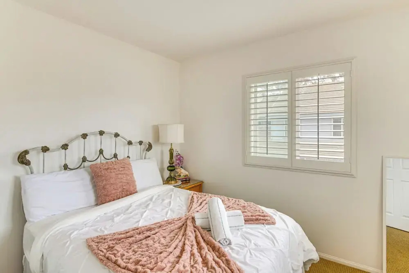 Walk to Beach: Luxe San Buenaventura Villa!