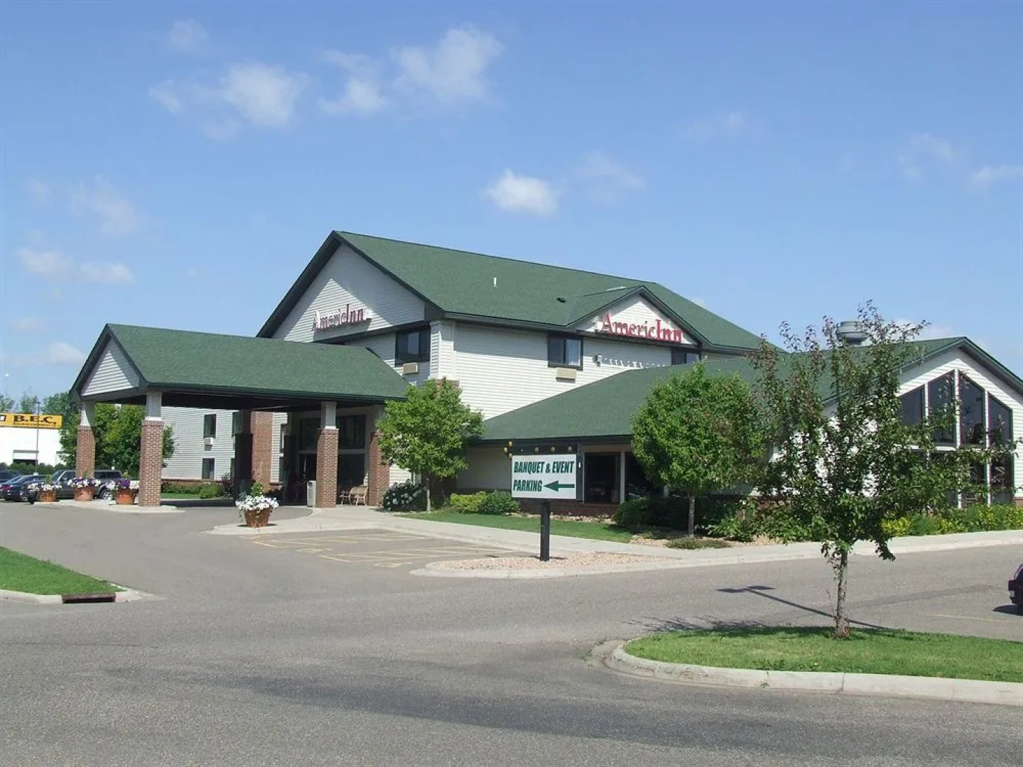 AmericInn Hotel & Suites Mounds View