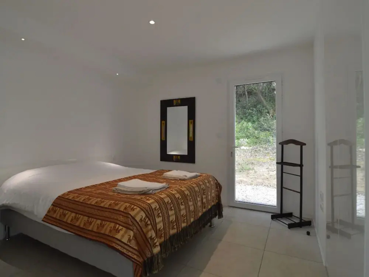 Design Villa With Private Wellness, 700m From the Beach and all Amenities