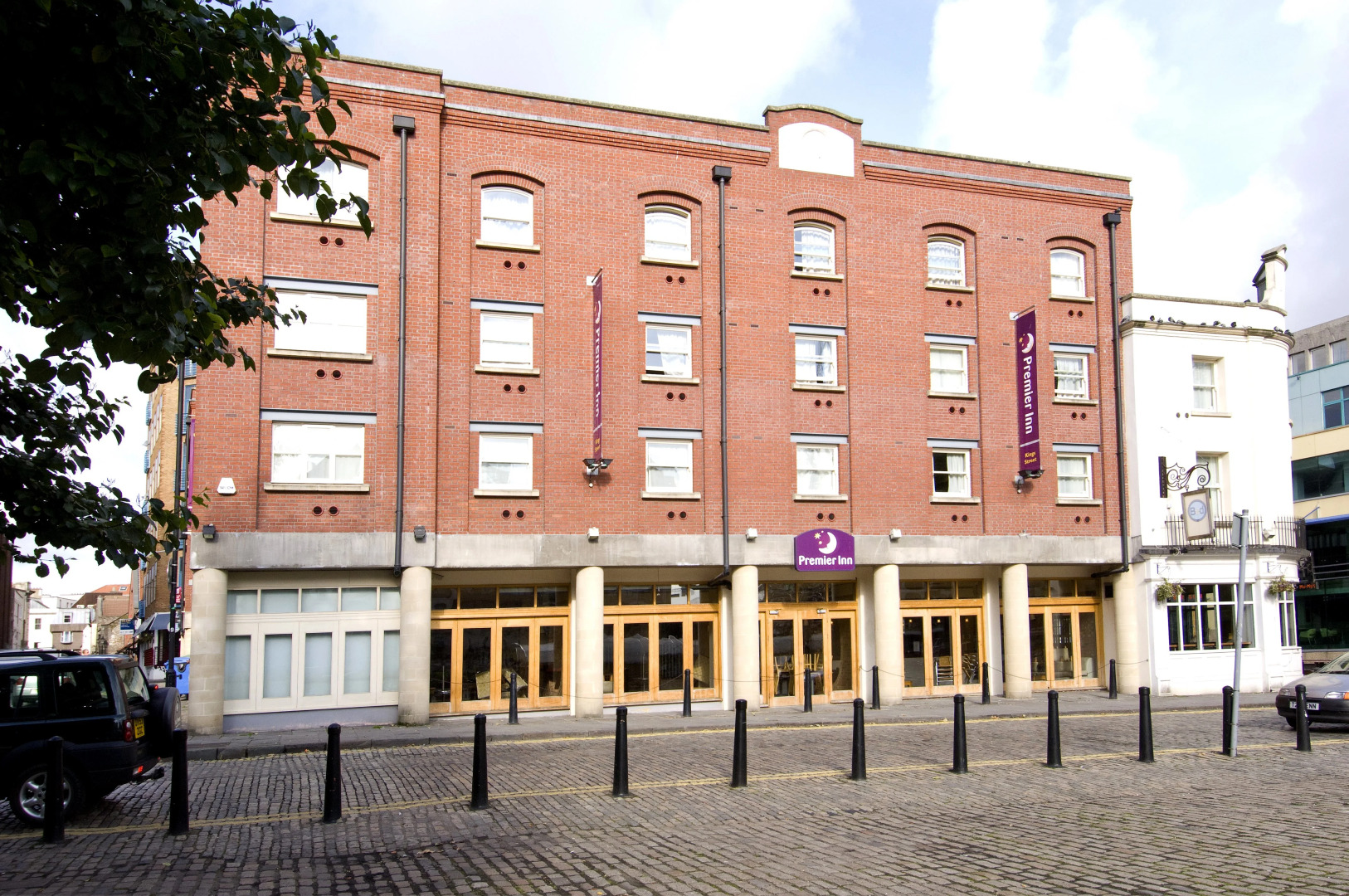 Premier Inn Bristol City Centre (King St.)