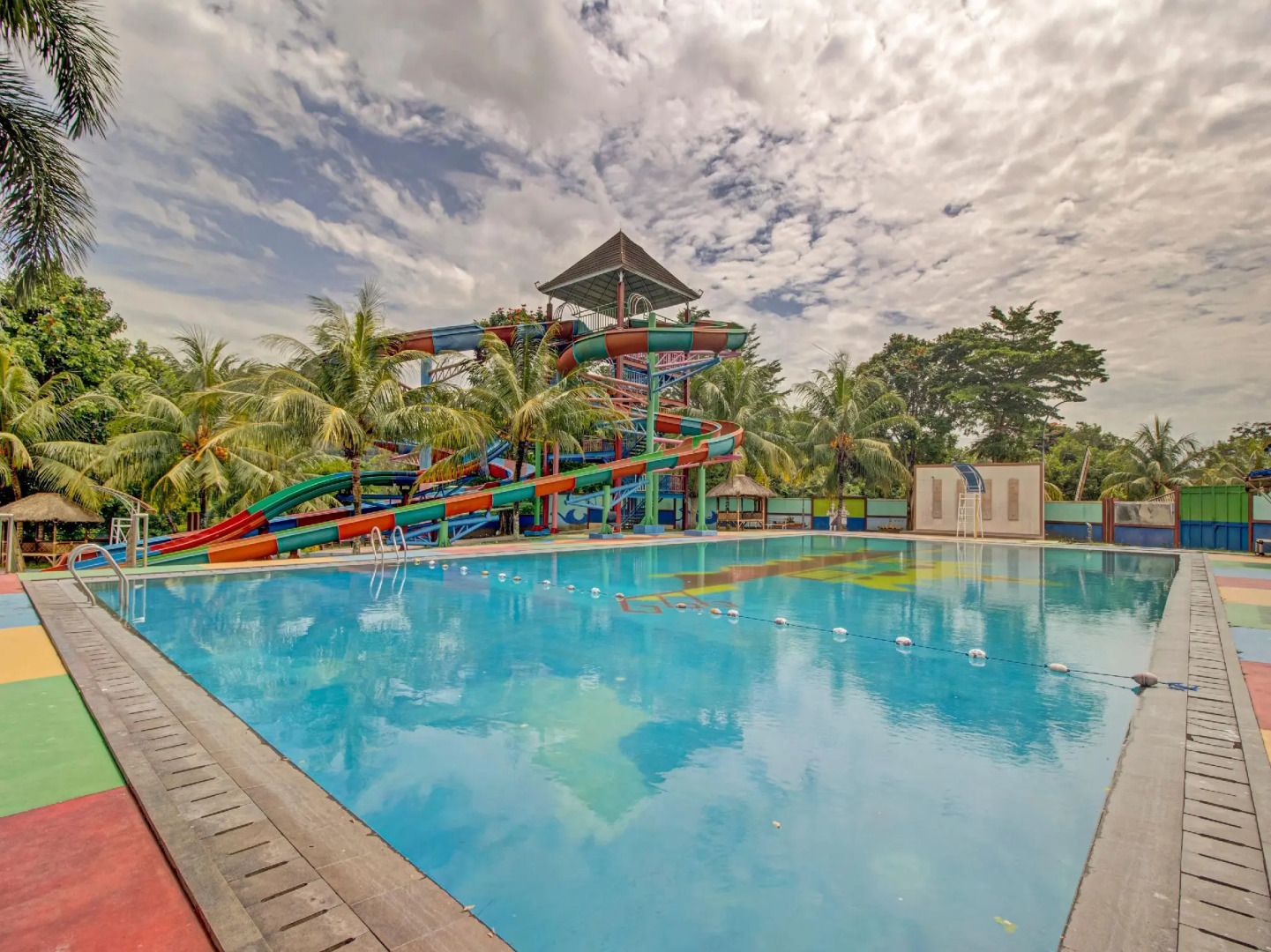 OYO 89997 Hotel Bumi Kedaton Waterpark