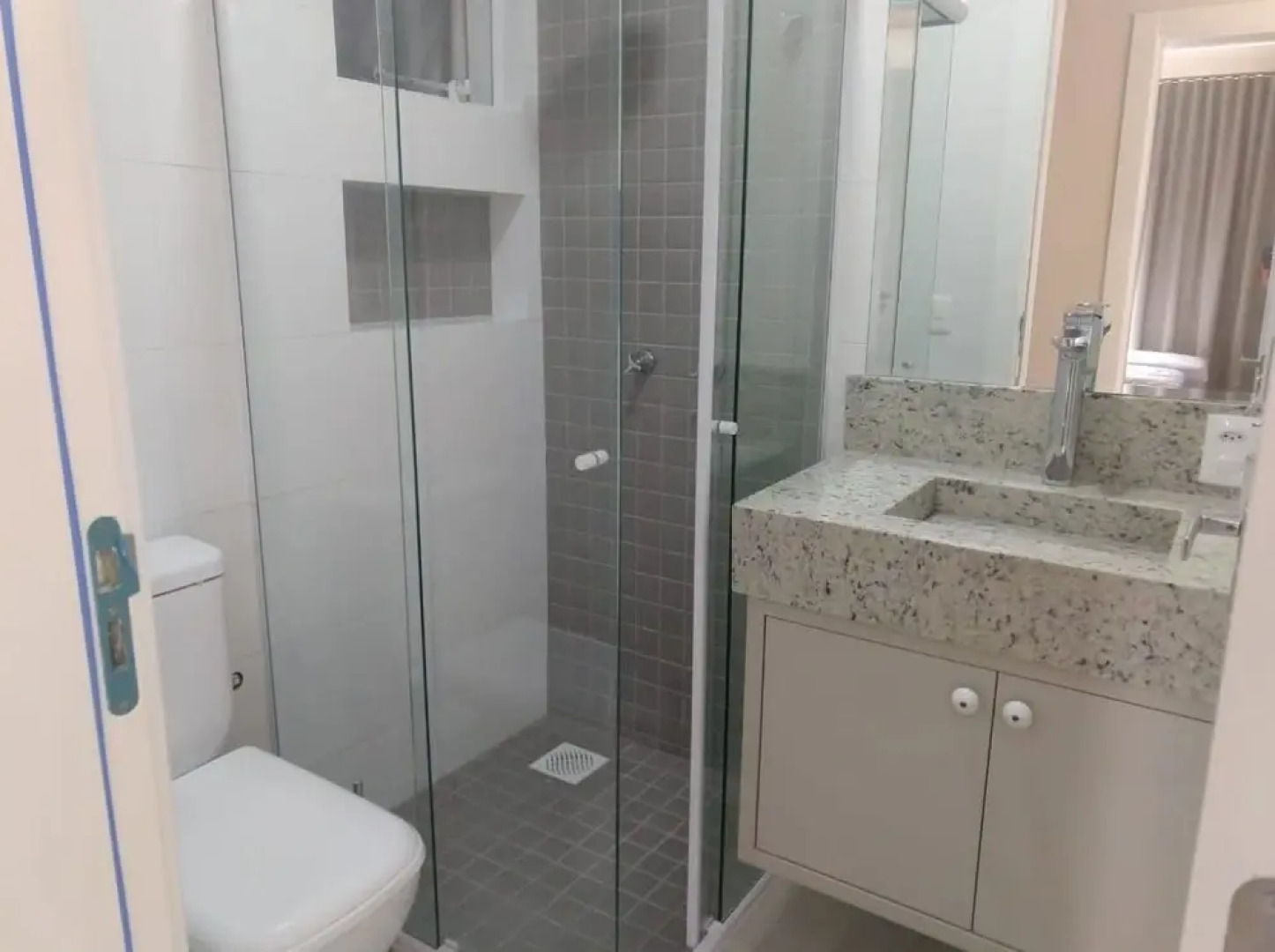 MGui 307 - Apartamento Centro de Bombinhas