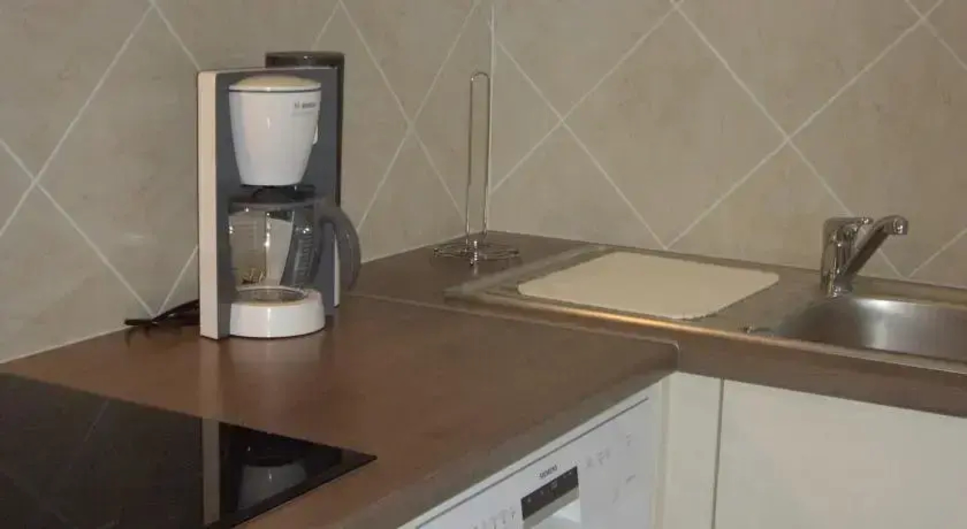 studio blue sea view