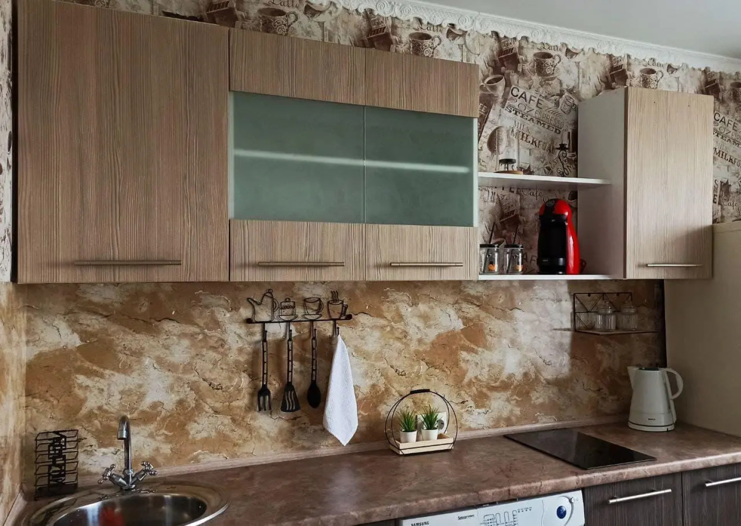 Две Подушки на улице Дуки 25