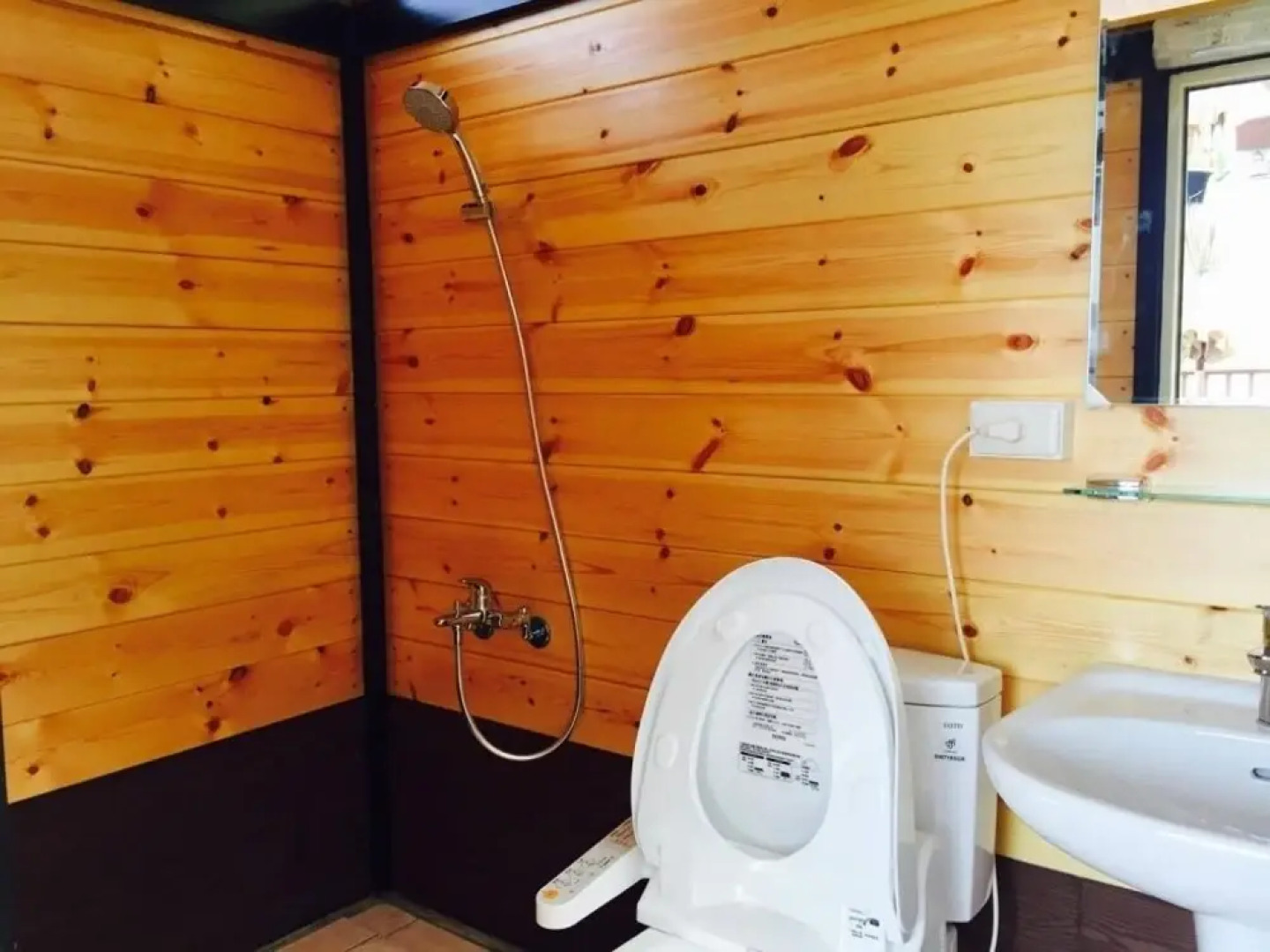 Miss Travel Camping Cottage