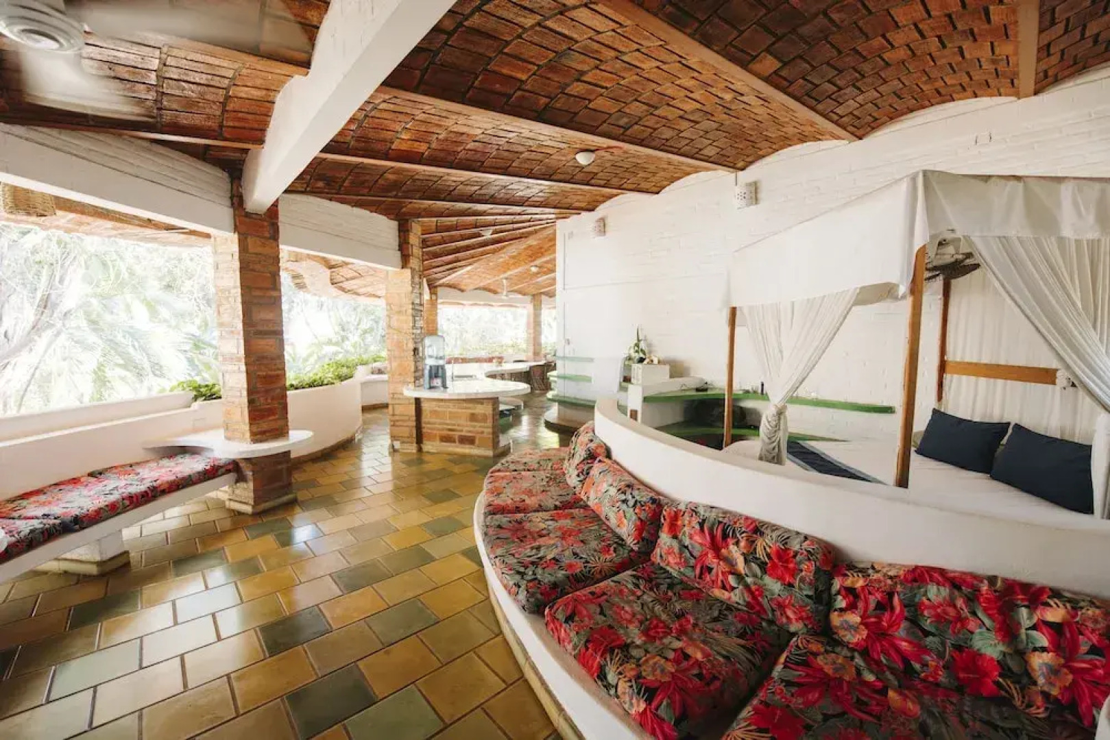 Sayulita Beach House Hotel