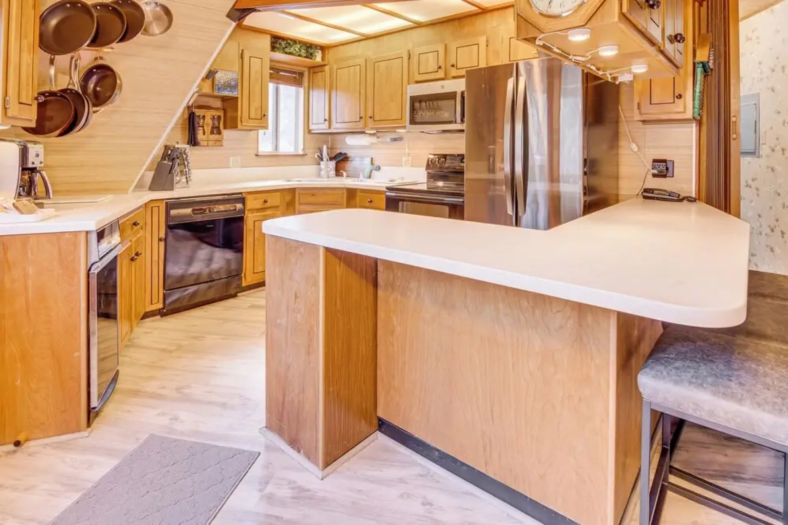 'star House' Unique Home w/ 360 Mountain Views!