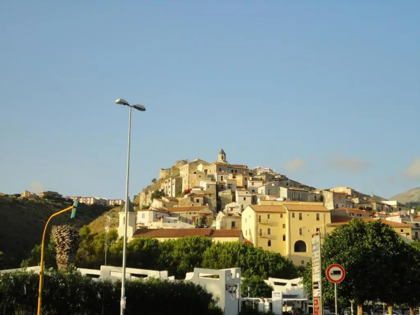 Duplex apartment 250 m from the sea