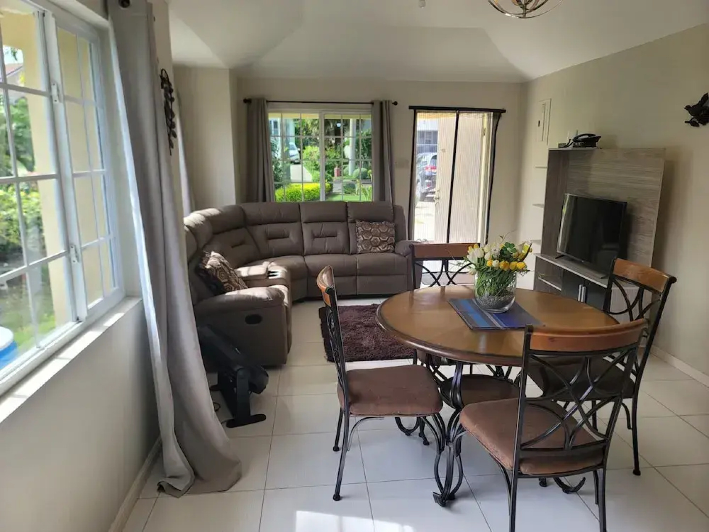 Soleil Coastal Retreat
