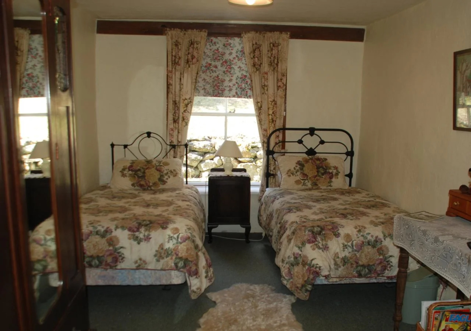 Tophouse & Cosyview Cottages