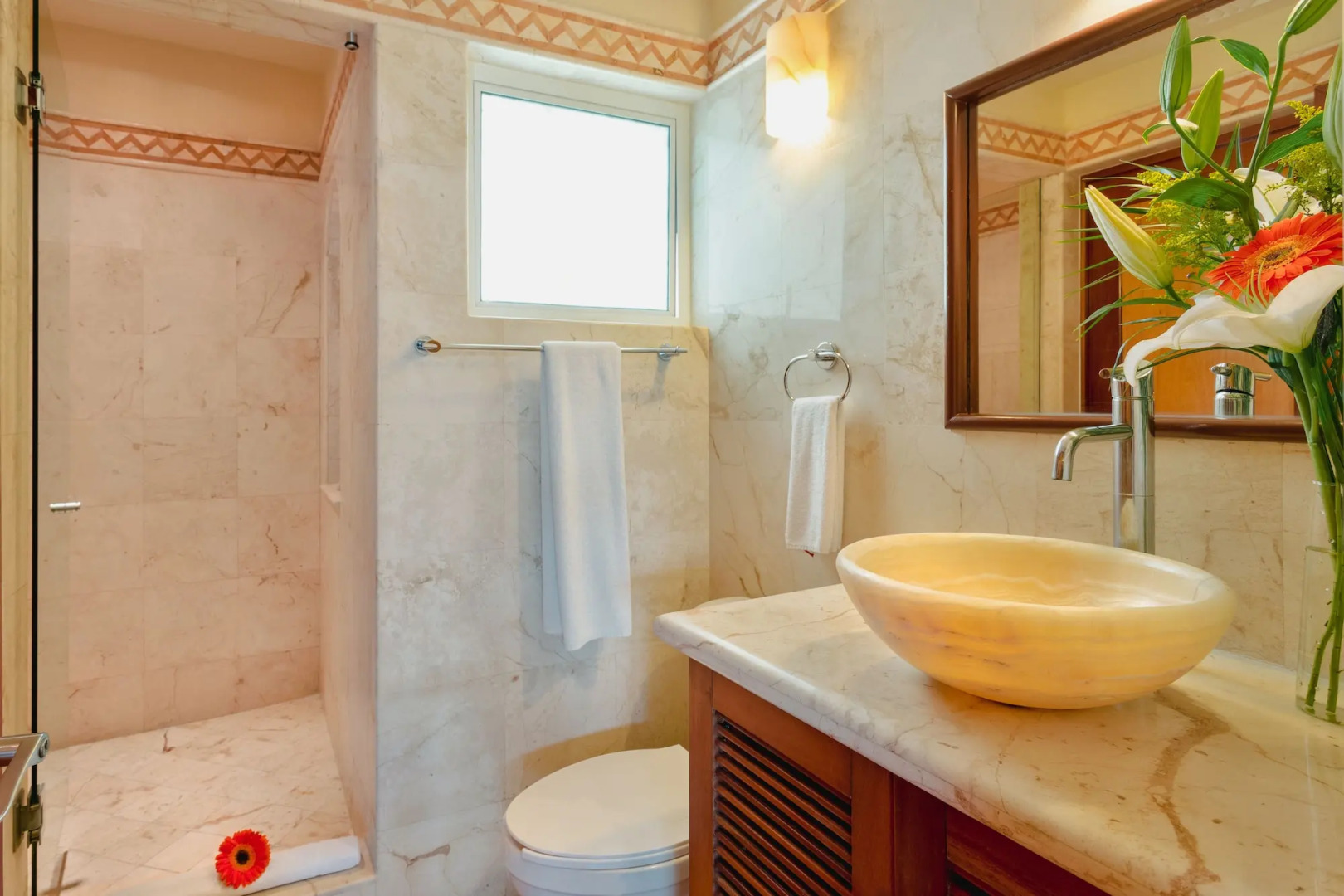 Porto Playa Condo Hotel & Beachclub