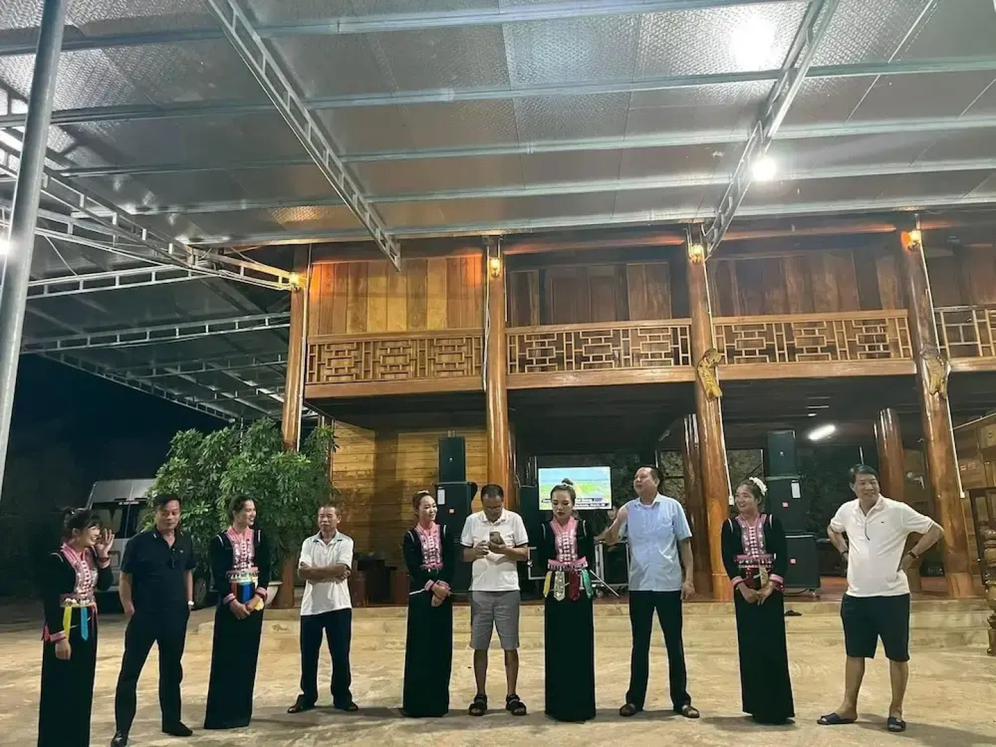 Doi Thong Moc Chau - by BAY LUXURY