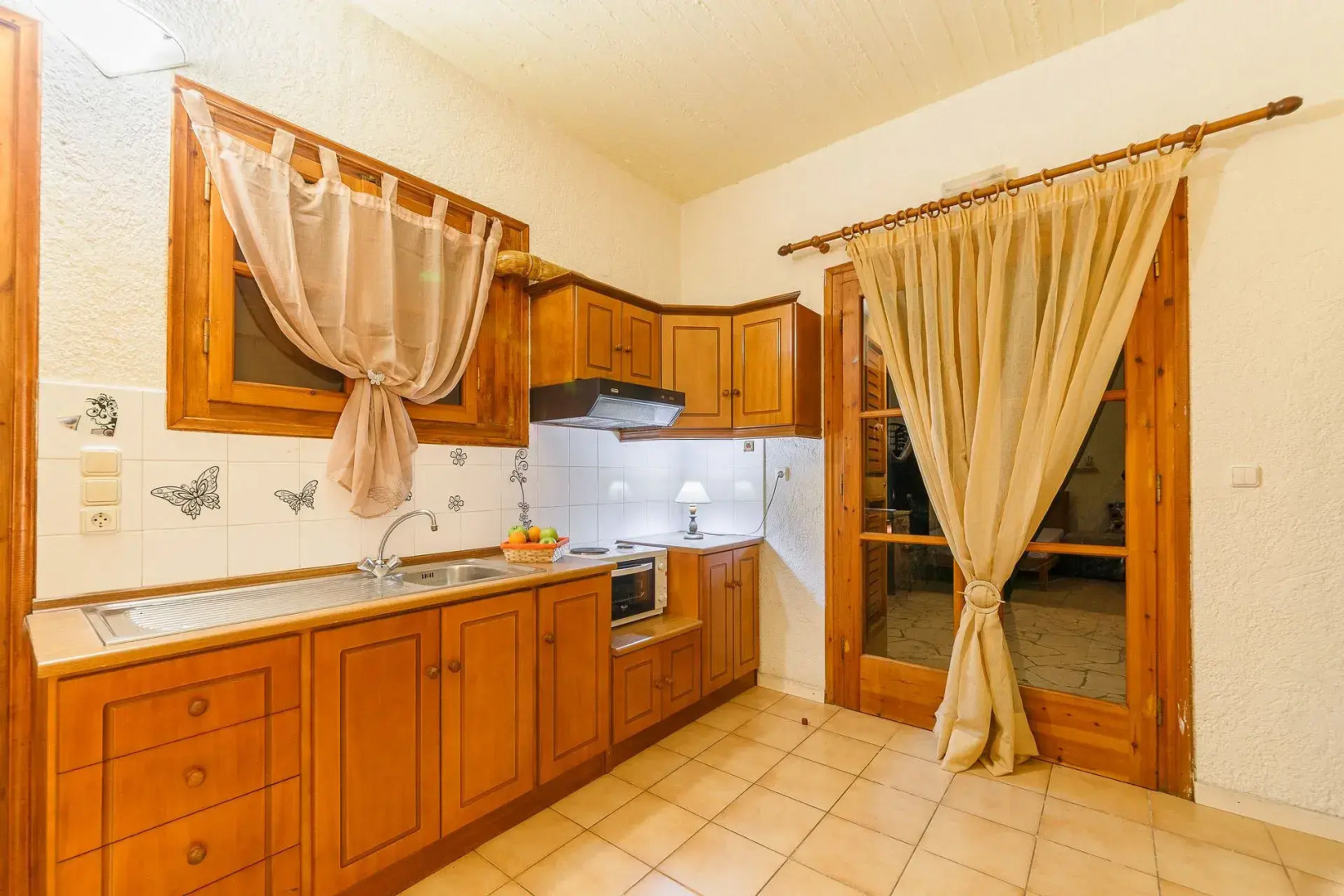 Grekis Hotel and Apartments