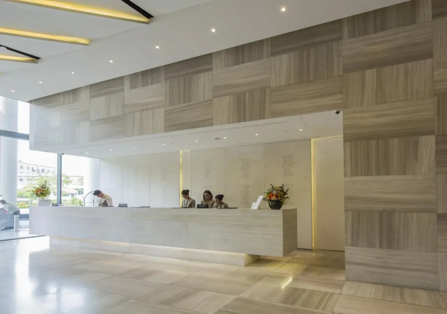 Momentus Hotel Alexandra