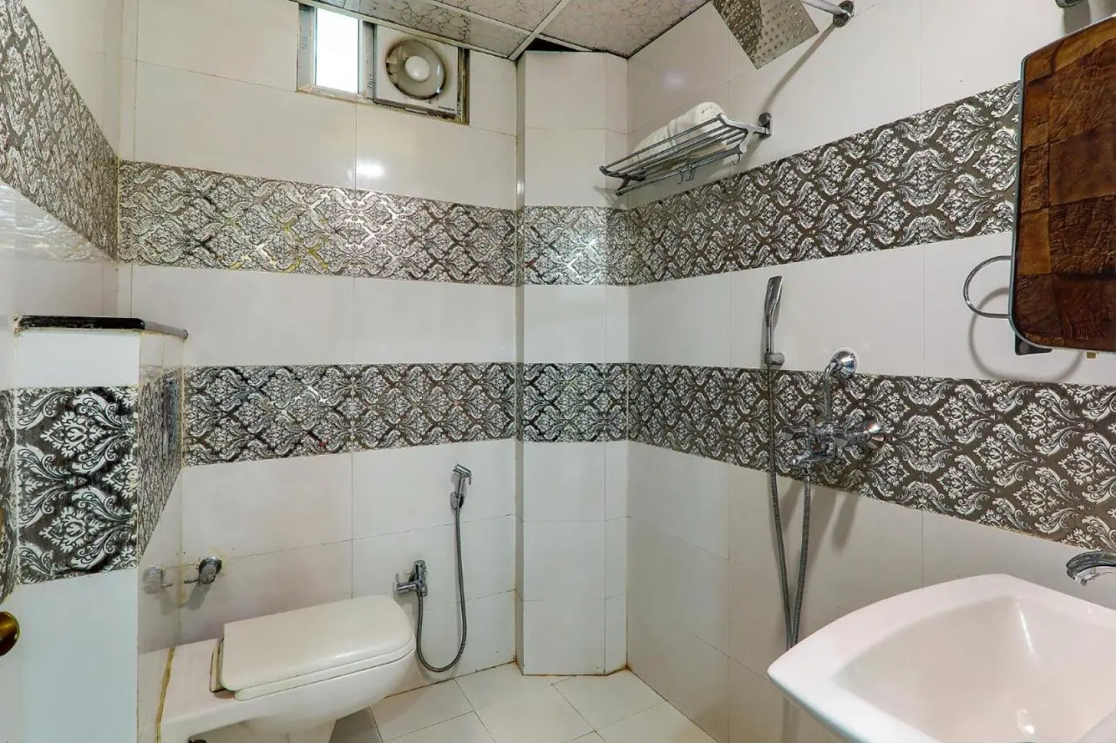 FabHotel GMC Grand