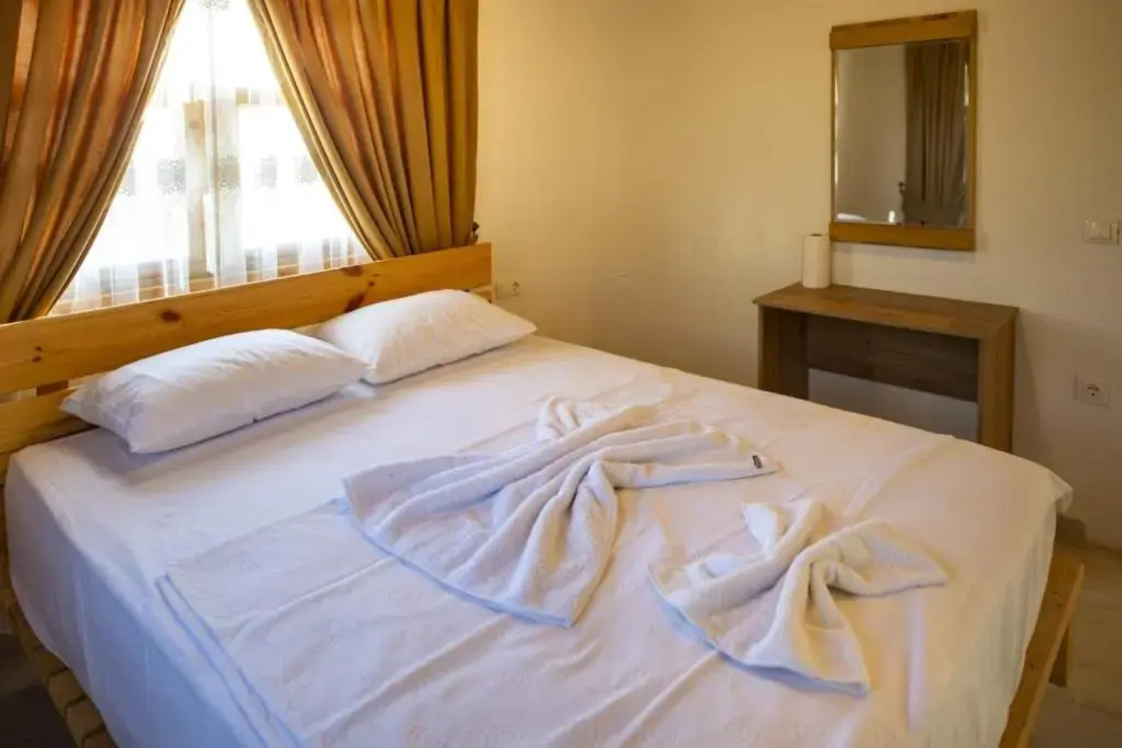 The moonrise Karaağaç Ölüdeniz