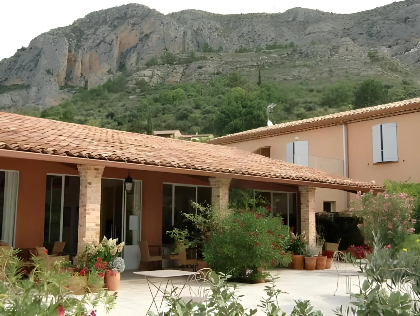 Hotel Les Restanques De Moustiers