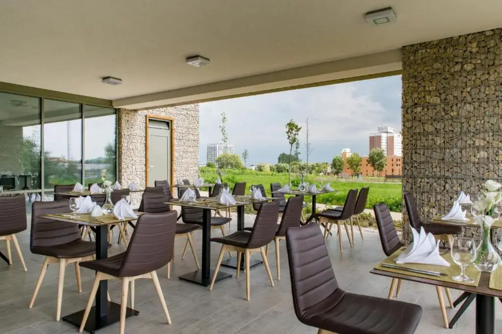 Akademia Hotel **** Balatonfured