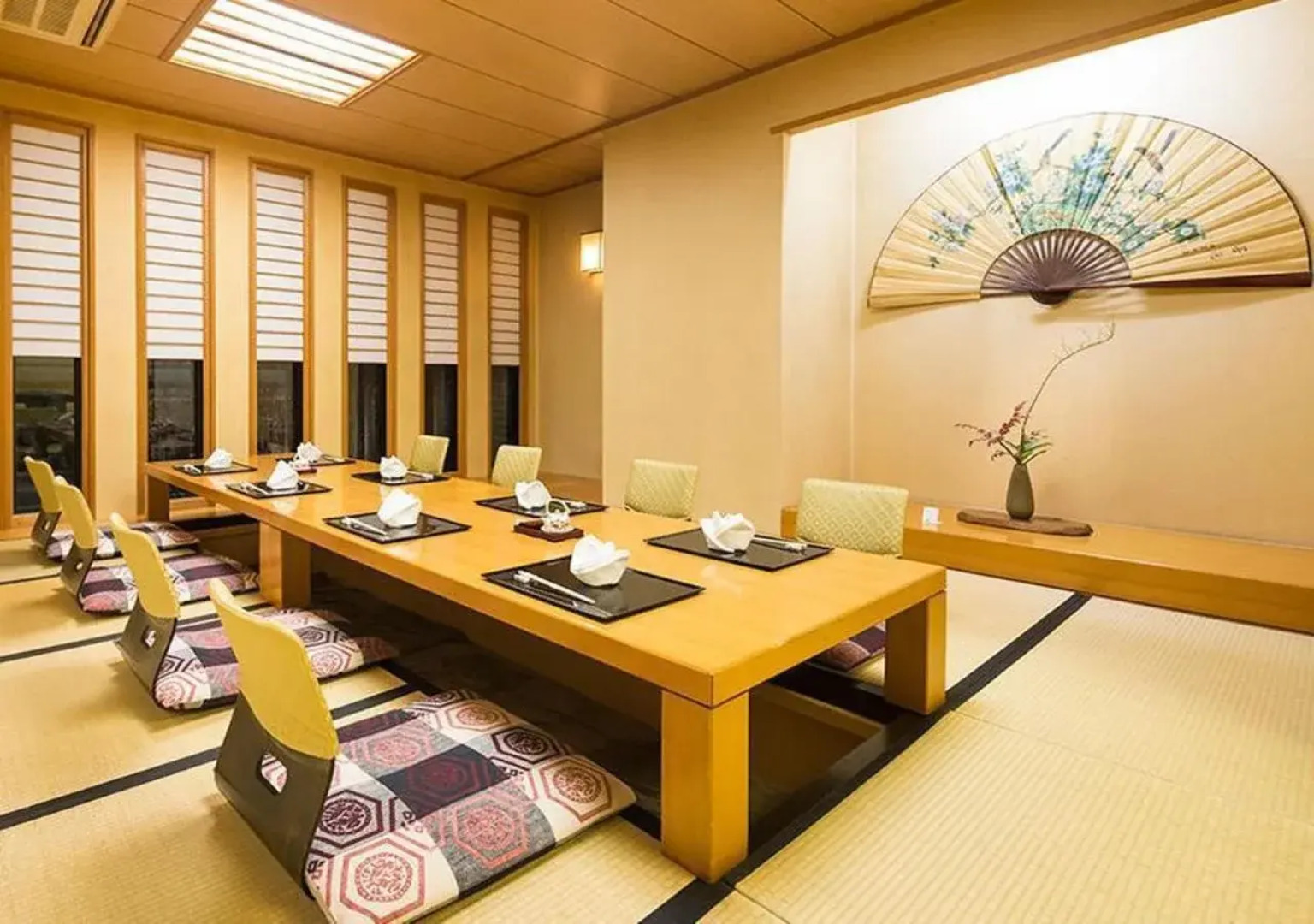 Kanazawa Hakuchoro Hotel Sanraku