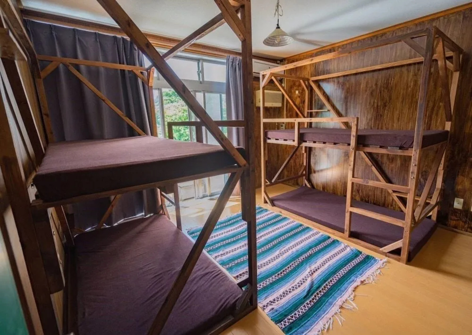 Okinawa Guest House P's House - Hostel