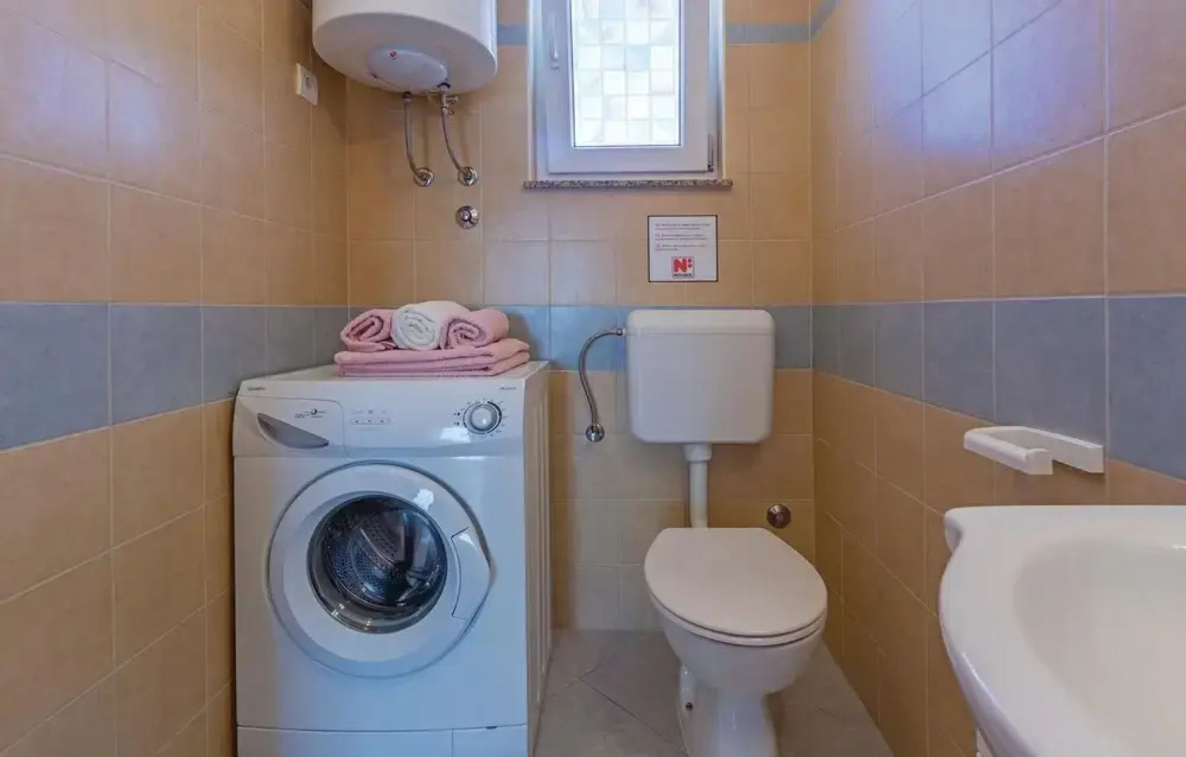 Awesome Home in Vodnjan With 4 Bedrooms, Outdoor Swimming Pool and Wifi