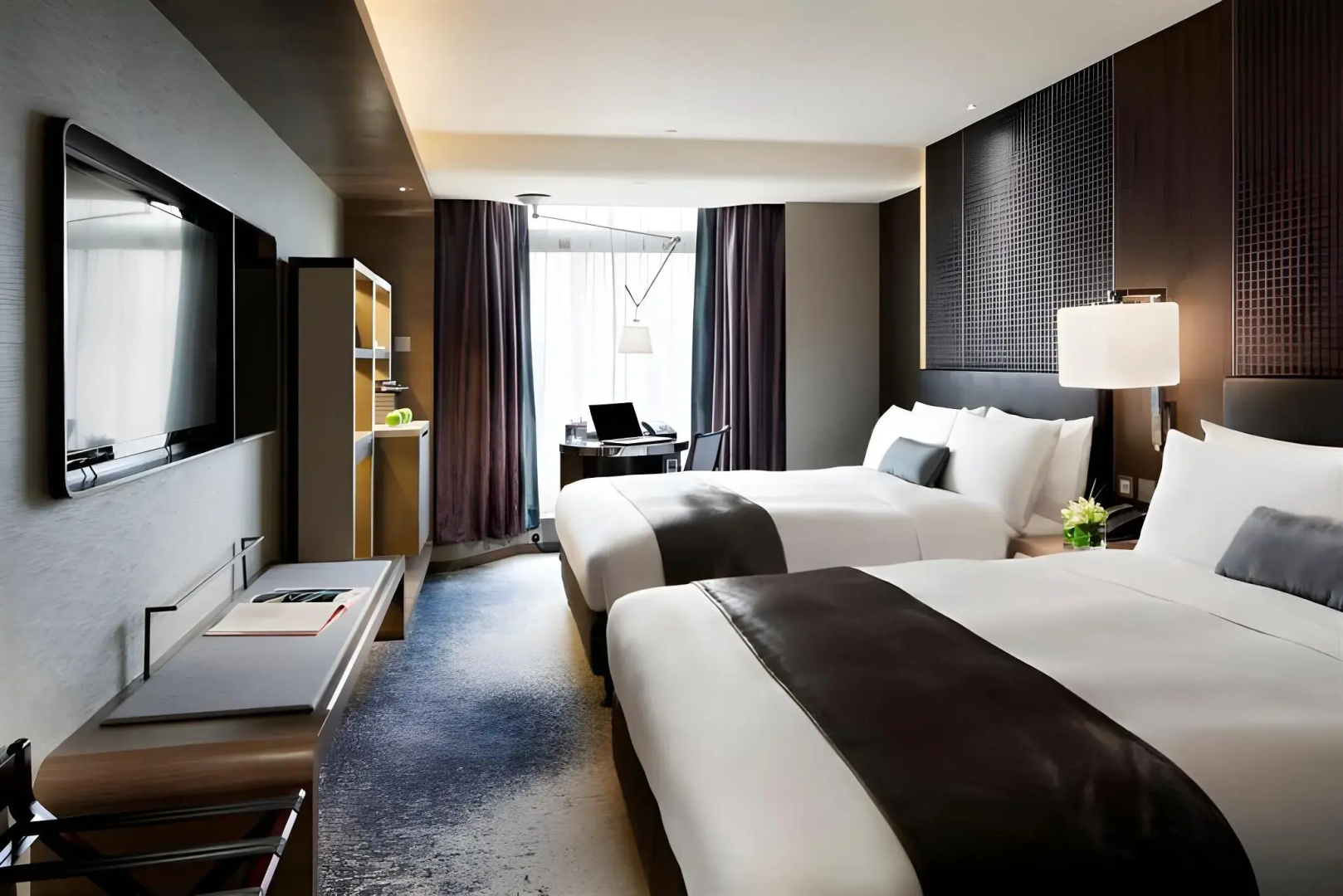 Royal Plaza Hotel