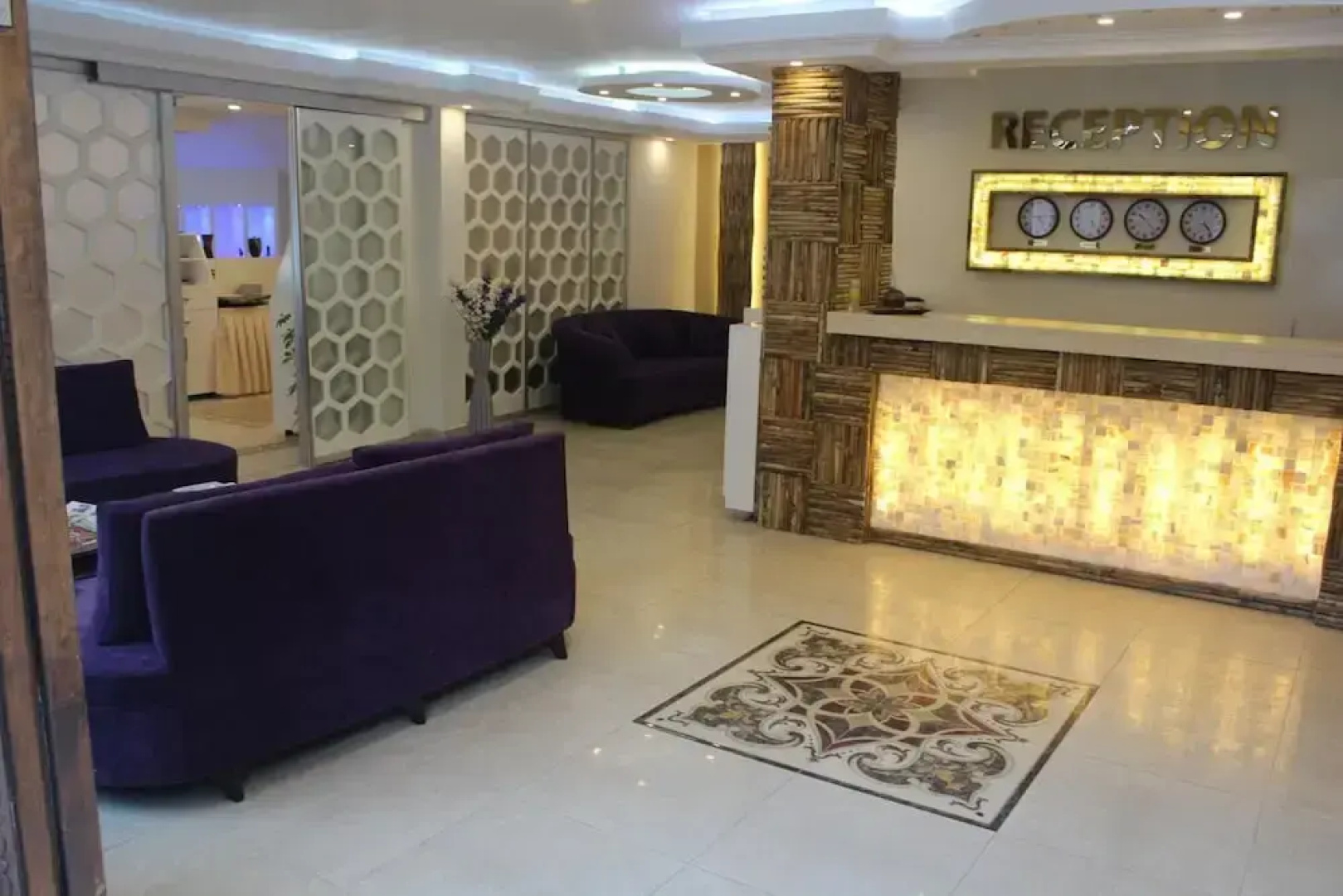 Grand Harsena Hotel