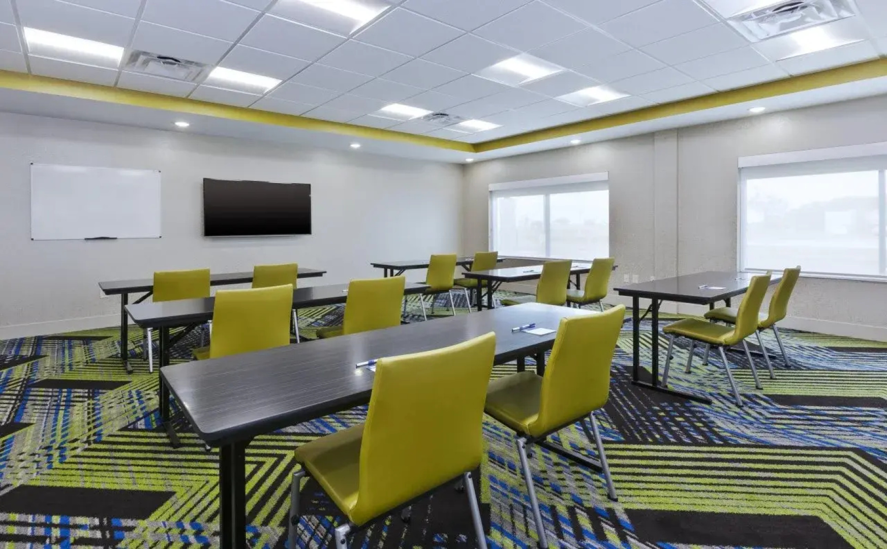 Holiday Inn Express & Suites Painesville - Concord by IHG