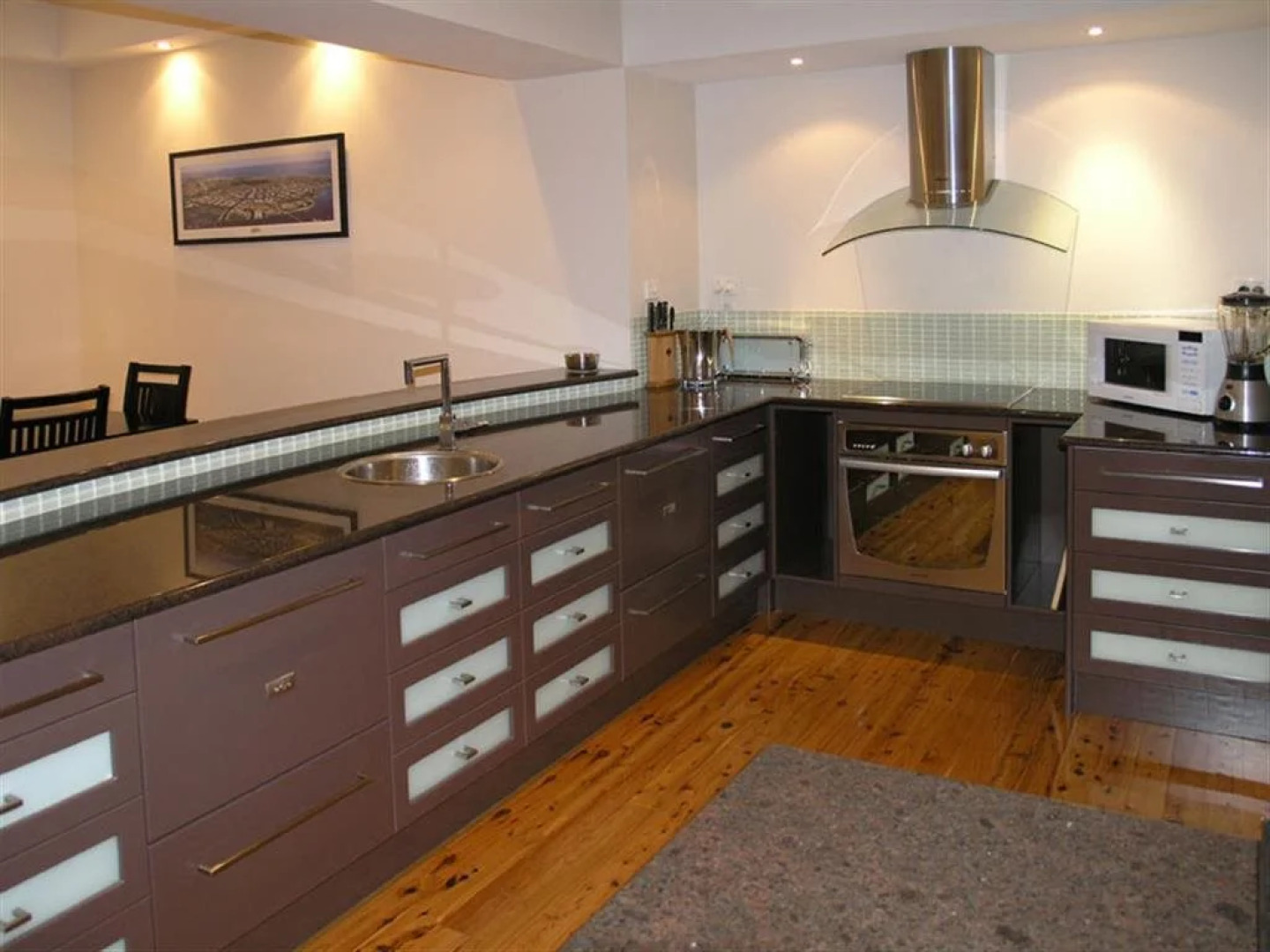 Launceston Apartments & Cottages