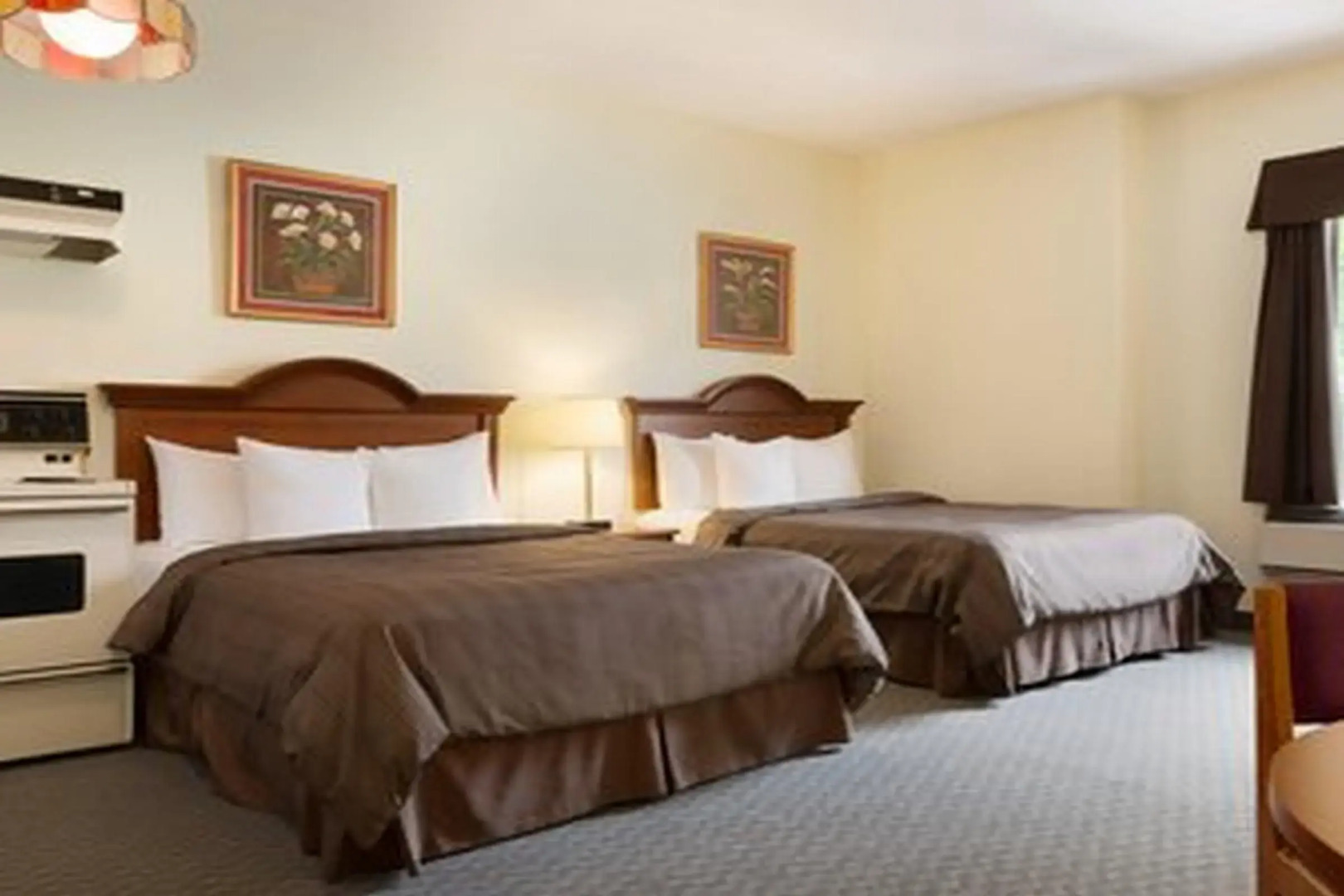 Days Inn by Wyndham Toronto East Beaches