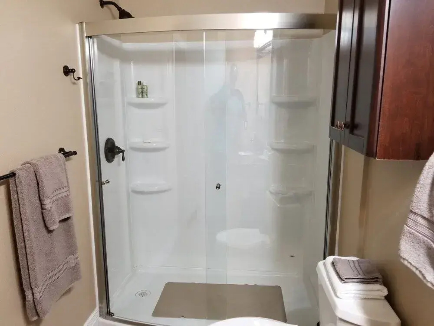 Silver Horseshoe Inn