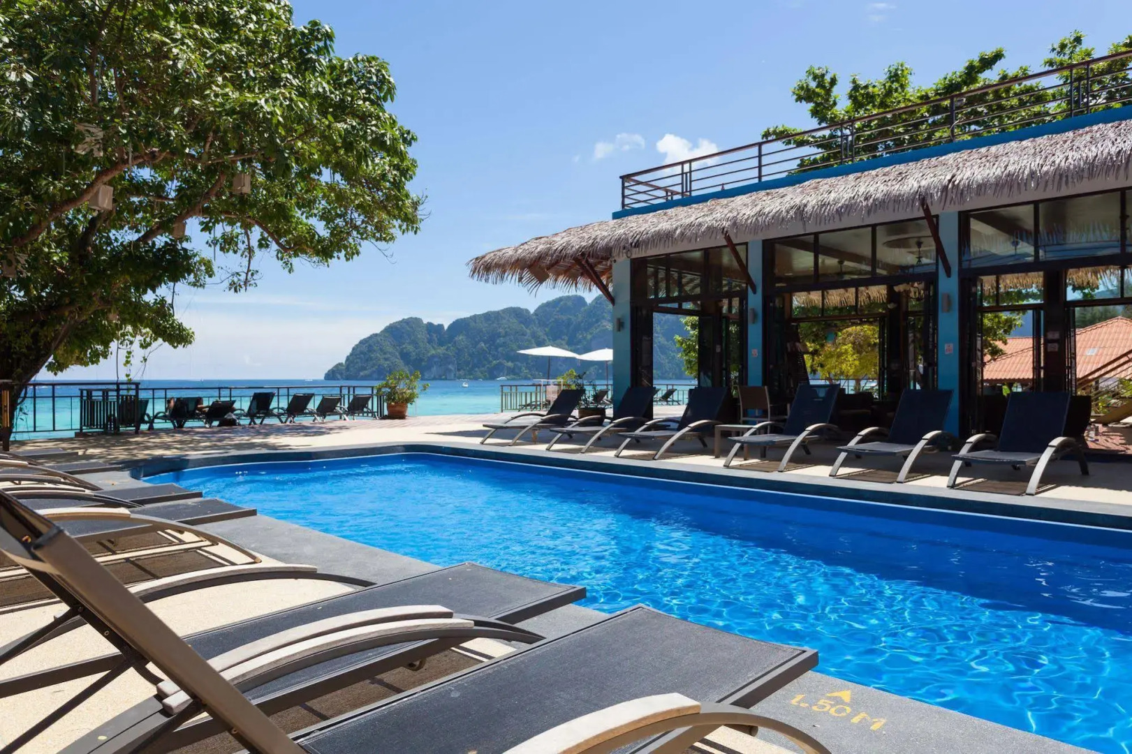 Phi Phi Long Beach Resort & Villa
