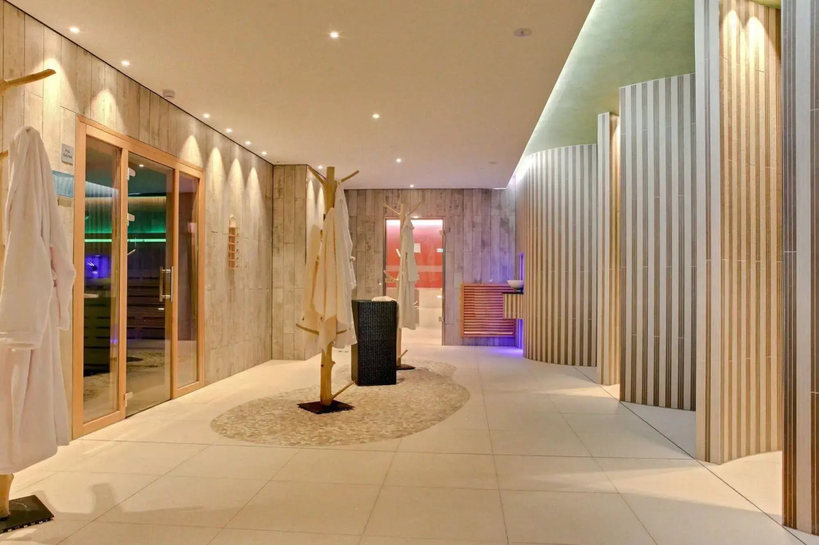 SEETELHOTEL Kaiserstrand Beachhotel